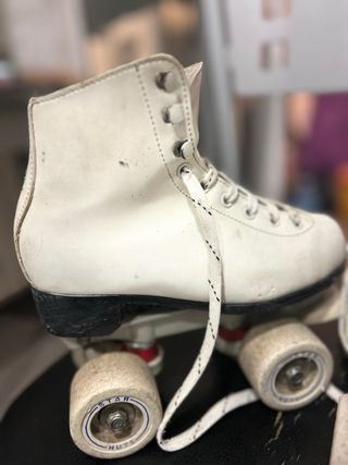 Patines de 4 ruedas blancos