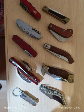 Lote de navajas multiusos