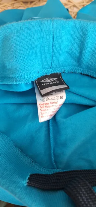 Pantalón chándal Umbro azul