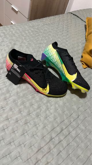 Scarpe da calcio Nike Mercurial Flyknit