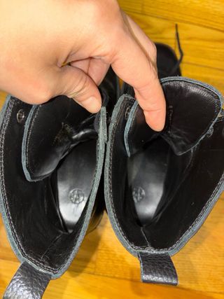 Botines piel negra Massimo Dutti