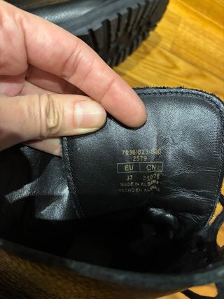 Botines piel negra Massimo Dutti