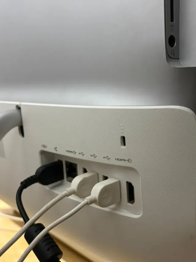 Lenovo AIO 300 i3 6th Gen Todo en Uno