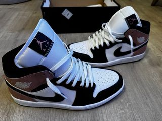 Nike Air Jordan 1 MID Talla 45