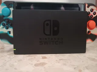 Nintendo Switch Azul/Rojo + Funda