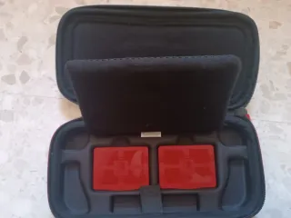 Nintendo Switch Azul/Rojo + Funda