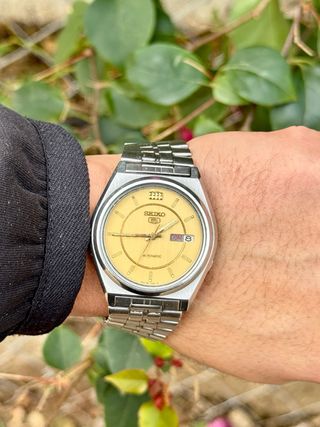 Seiko 5 Automático Vintage - Esfera Dorada Rara