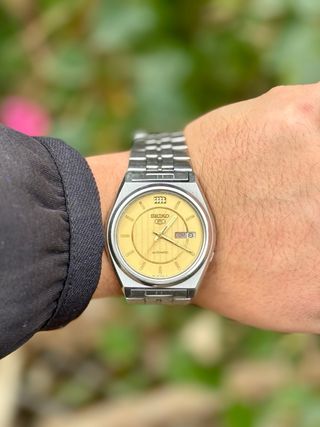 Seiko 5 Automático Vintage - Esfera Dorada Rara