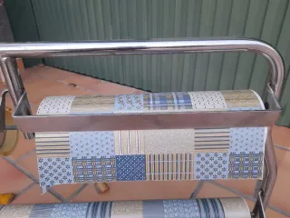 Soporte para 3 bobinas de papel y pegatinas regalo