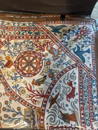 Pañuelo estampado pájaros y peces