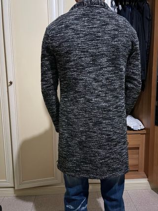 Cardigan uomo Bershka nero