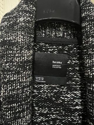 Cardigan uomo Bershka nero