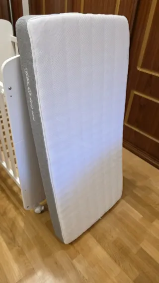 Cuna blanca copito micuna