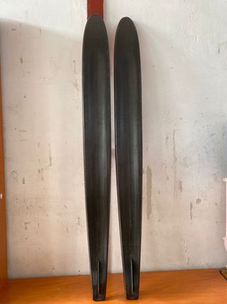 PAR DE ESQUÍS ACUÁTICOS