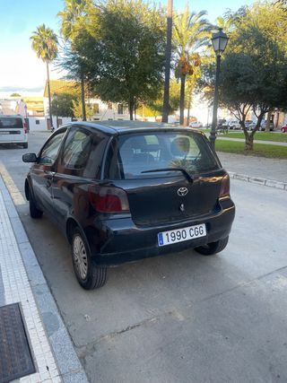 Toyota Yaris 2003 CON ITV HASTA Nov 2026