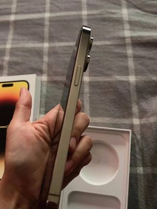 iPhone 14 Pro Max Dorado