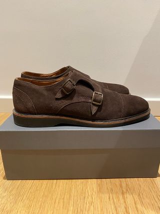 Zapato vestir doble hebilla ante marrón