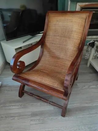 Butacón madera maciza y mimbre