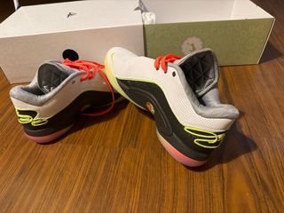 Zapatillas de Baloncesto Blancas