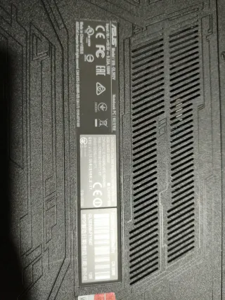 Portátil Asus i7 Negro/Rojo