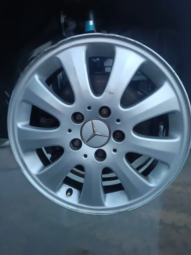 Juego Llantas Mercedes Clase A '06