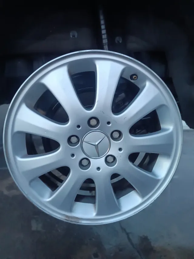 Juego Llantas Mercedes Clase A '06