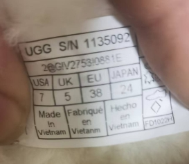 Stivali UGG con plateau