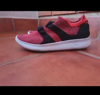 Nike Air Sock Racer Ultra Flyknit Rosa/Negro