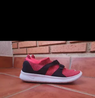 Nike Air Sock Racer Ultra Flyknit Rosa/Negro