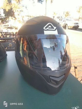 Casco de moto modular
