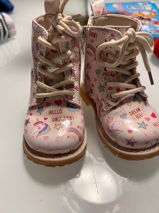 Botas unicornio niña talla 22