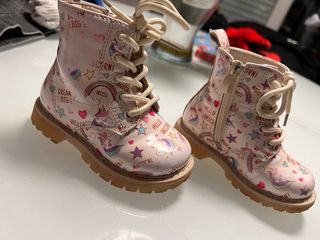 Botas unicornio niña talla 22
