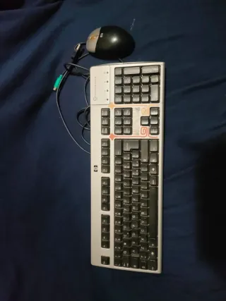 Tastiera HP QWERTY con Mouse HP