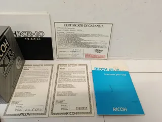 Ricoh KR-10 Super macchina fotografica completa