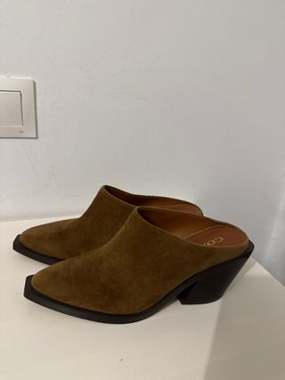 Mules Coach Marrones Piel Ante Talla 38