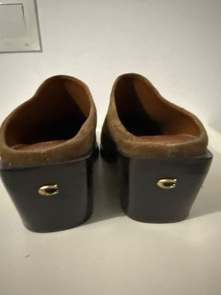 Mules Coach Marrones Piel Ante Talla 38