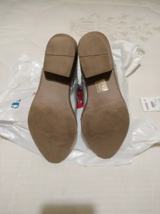 Botas plateadas estilo cowboy