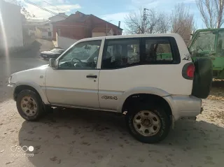 Nissan Terrano II 2002
