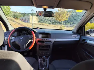 Opel Astra 2006