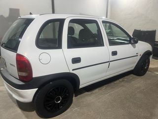 Opel Corsa 2000