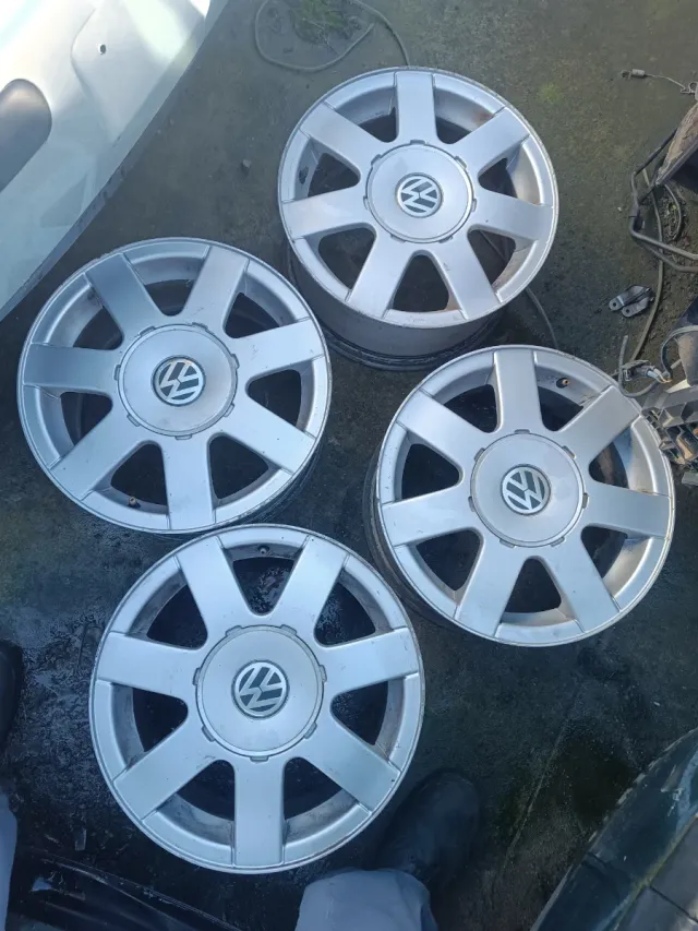 Llantas VW Passat 15 ('96-'01) Juego 4