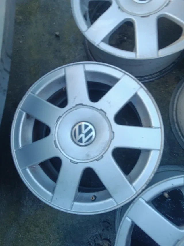 Llantas VW Passat 15 ('96-'01) Juego 4