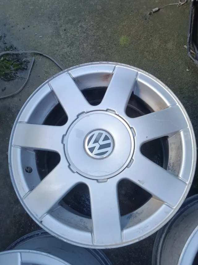 Llantas VW Passat 15 ('96-'01) Juego 4