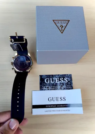 Reloj Guess Cronógrafo Negro/Dorado para Hombre.