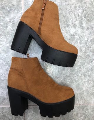 Botines de tacón grueso
