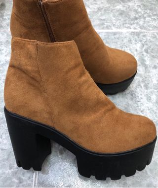 Botines de tacón grueso