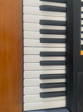 Teclado Roland E-35 Intelligent Synthesizer