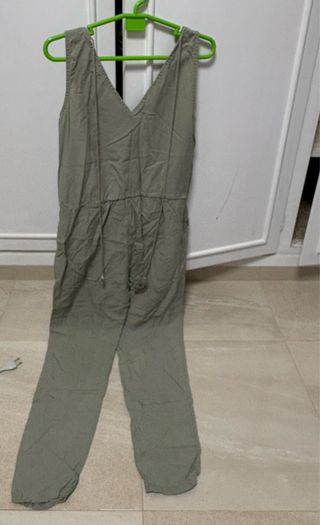 Mono largo tirantes verde oliva