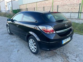 Opel Astra 2007