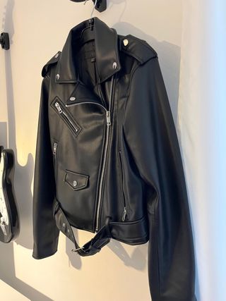 Chaqueta Cuero Negra Zara Talla M